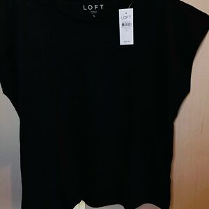 LOFT Black Short Sleeve Scoop Neck Tee - Small